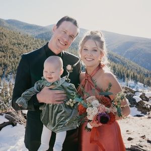 Meet your Posher, Elise